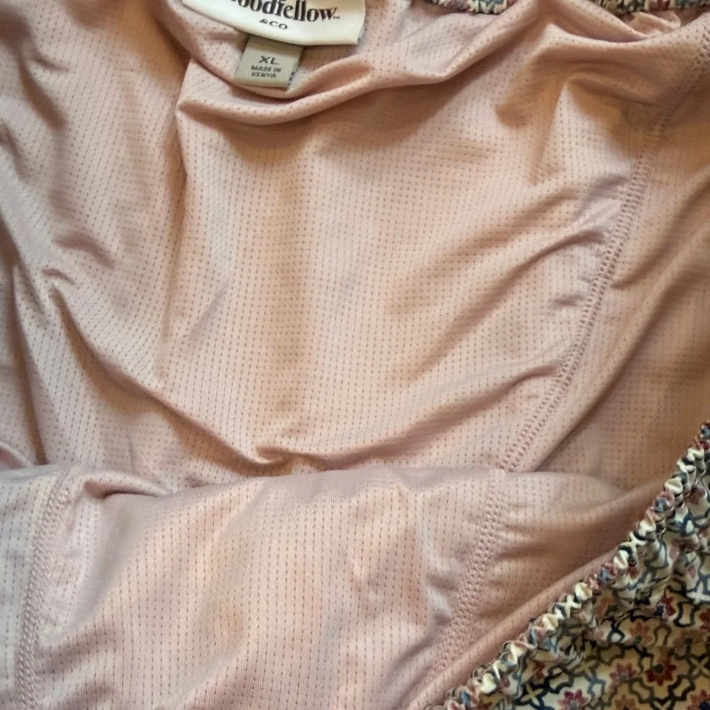 Goodfellow TILE PRINT swim trunks XL W/ brief 3 pocket 7